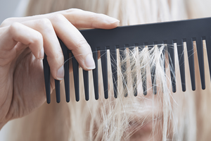 Как остановить выпадение волос?
